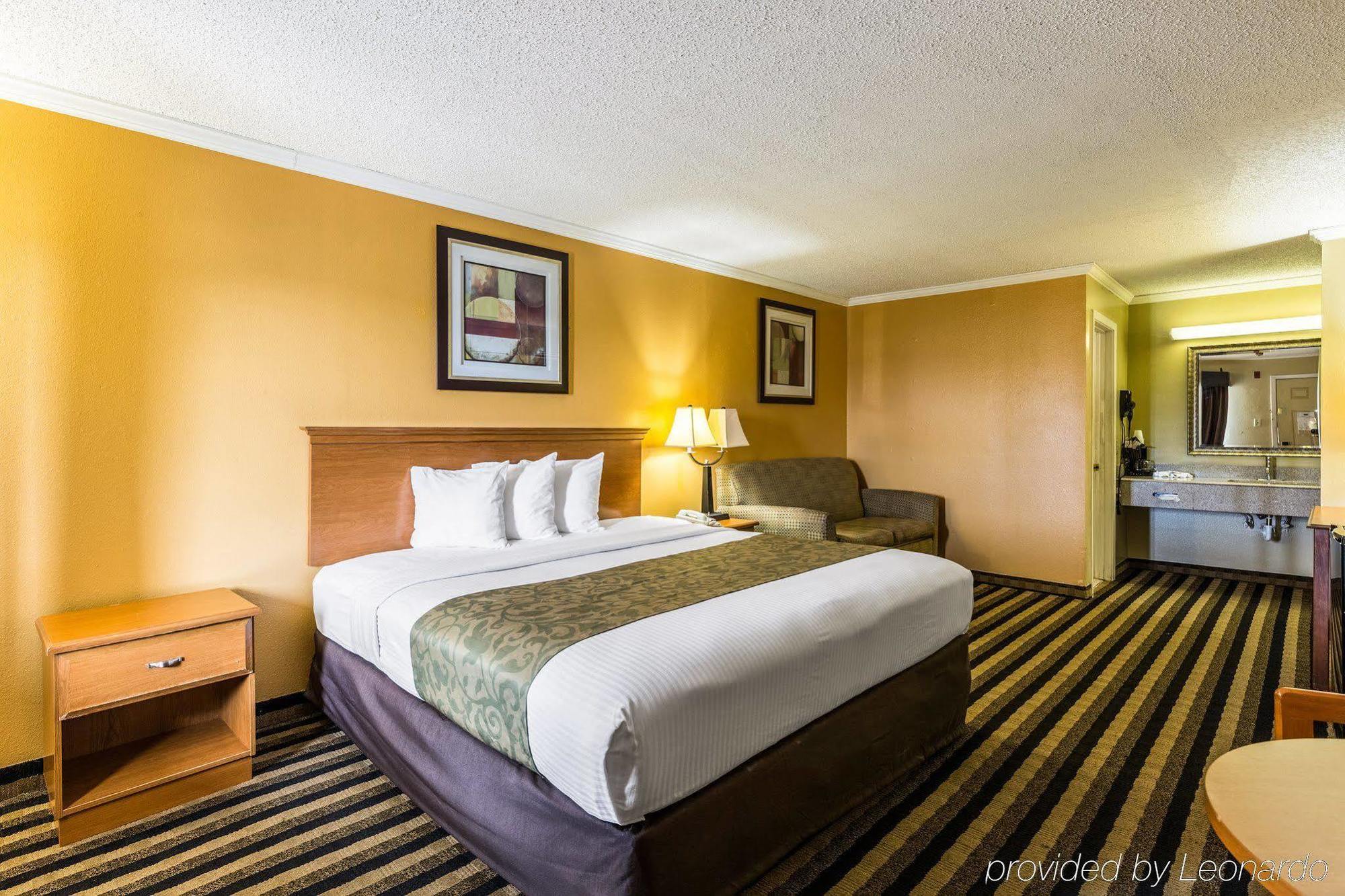 Rodeway Inn Alexandria Exterior foto