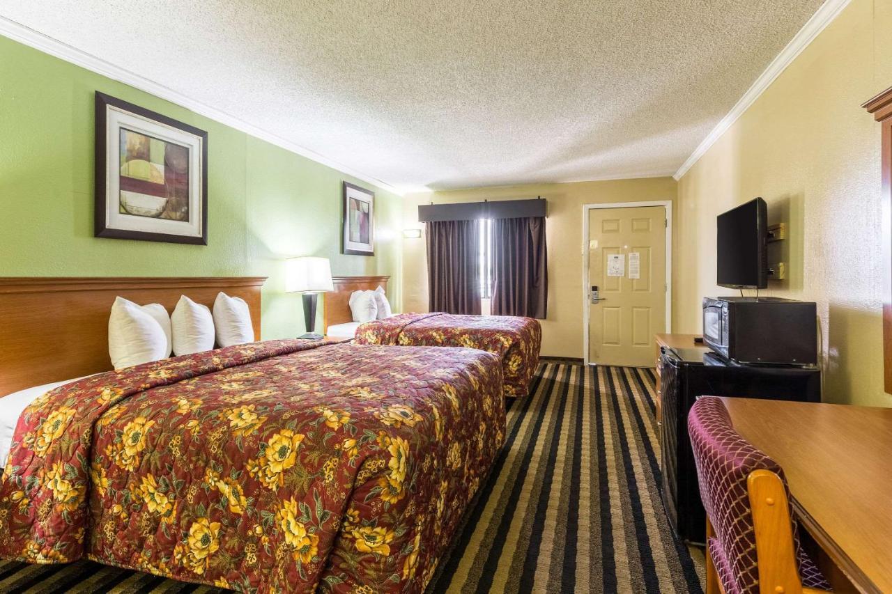 Rodeway Inn Alexandria Exterior foto