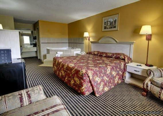 Rodeway Inn Alexandria Exterior foto